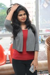 Alekhya at Srimanthudu Movie Hungama